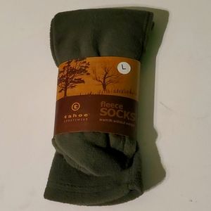 New Tahoe men's L army green fleece socks